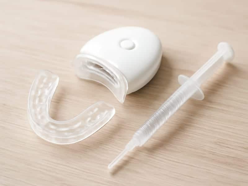 مواد لازم برای بلیچینگ دندان در خانه با درصد ایمن